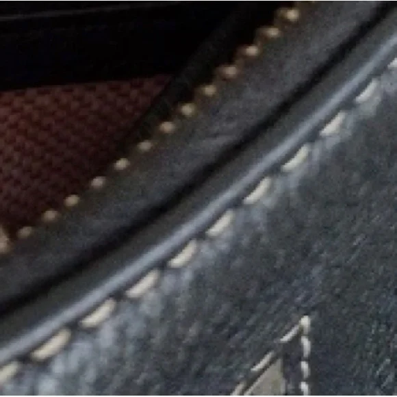 Dooney and bourke bag - Picture 5 of 6